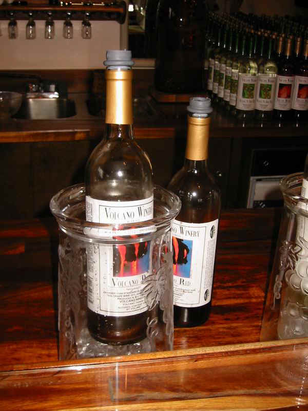 wine.jpg (75018 bytes)