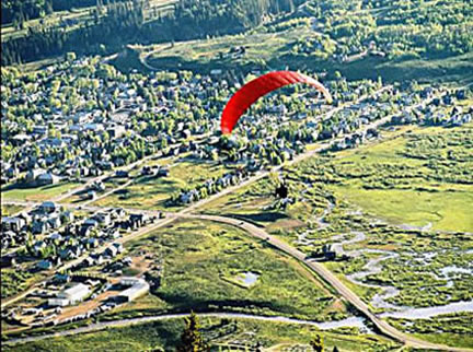 Hang Gliding above Crested Butte