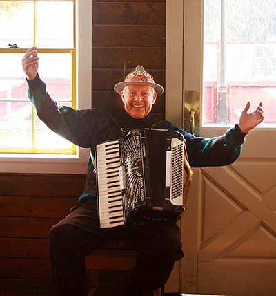 Accordian player on Baldy Mountain