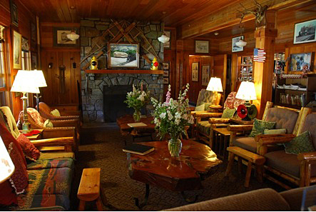 Cozy lobby of the Izaak Walton Inn