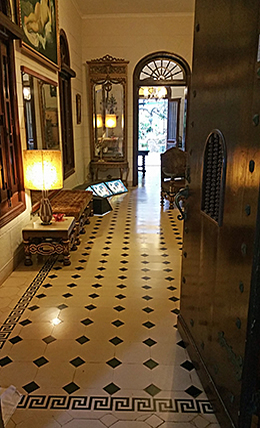 Cuban house hallway