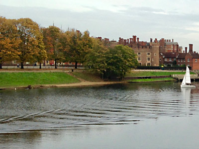 England, Hampton Court Palace