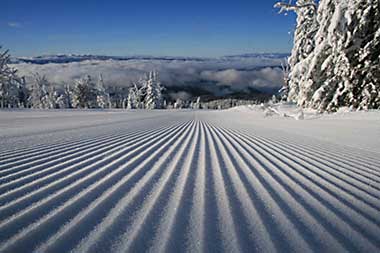 McCall,Idaho  groomer grooves