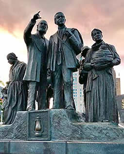 Detroit Gateway to Freedom Memorial