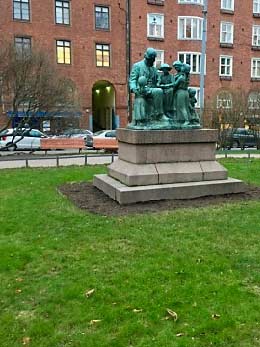 Helsinki memorial to Topelius