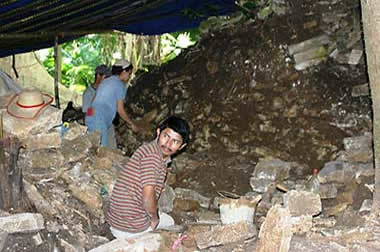 Guatemala Cancuen Palace ballcourt excavation workers