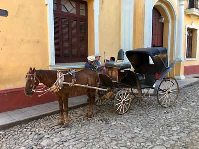 Cuba, horse and buggy