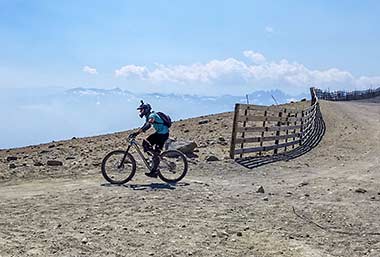 Mountain biking at Mammoth Resort