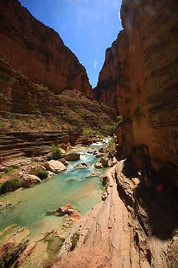 Rafting the Grand Canyon, side canyons