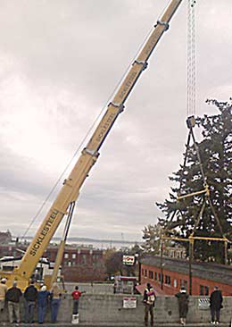 Crane lifting train car