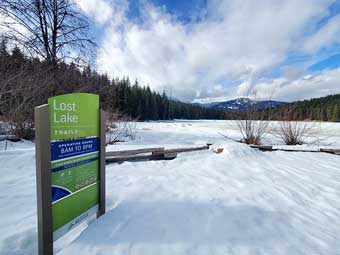 Cross country skiing at Lost Lake, Whistler