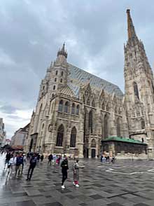 Vienna The cathedral on Stephansplatz