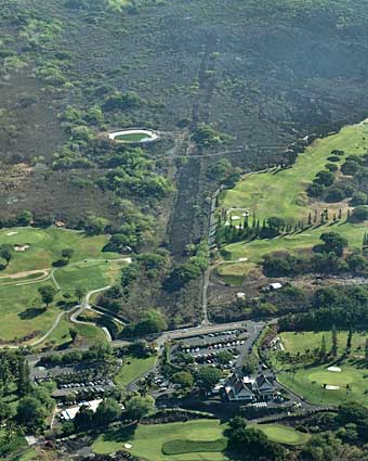 Hawaiian land-sledding-track