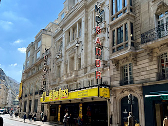 Théâtre Mogador exterior