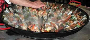 Pan of mussels
