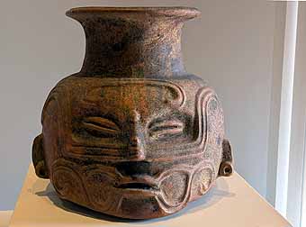Antigua, Anthropomorphic jar