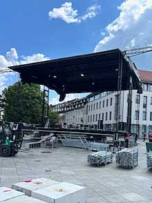 Ulm - setting up the concert stage