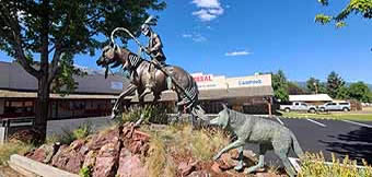 Bronze statue in Joseph honoring the Nez Perce