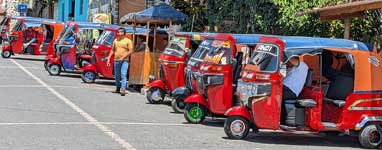San Juan la Laguna tuk tuks