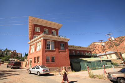 Bisbee Gym Suite Hotel