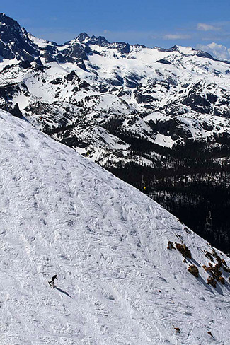 Skiing Mammoth Mountain