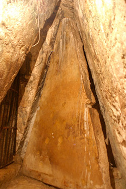 Palenque tomb door