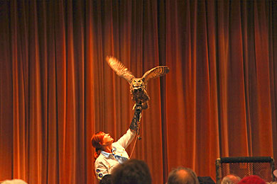 Columbia Gorge Discovery Center live demonstration