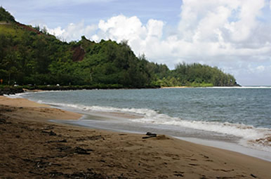 Hanalei Bay Waikoko Beach