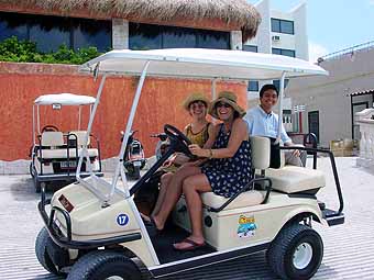 Mexico Isla Mujeres golf cart