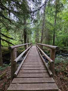 Bike Oregon, McKenzie River Creek bridge