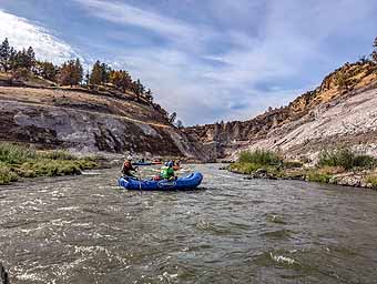 "New" Klamath rafting, Kickaceki Canyon entrance